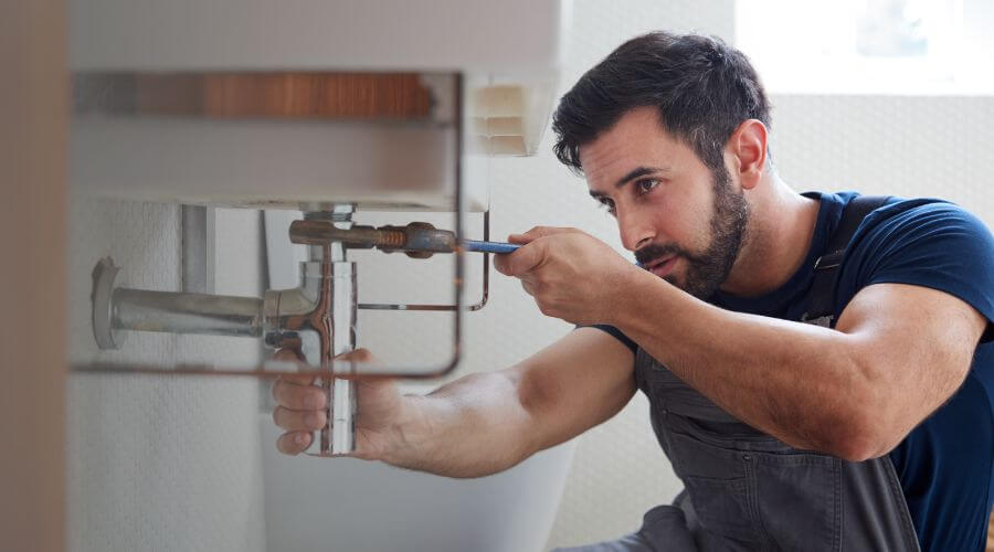 Water heater thermostat replacement in Newark, DE
